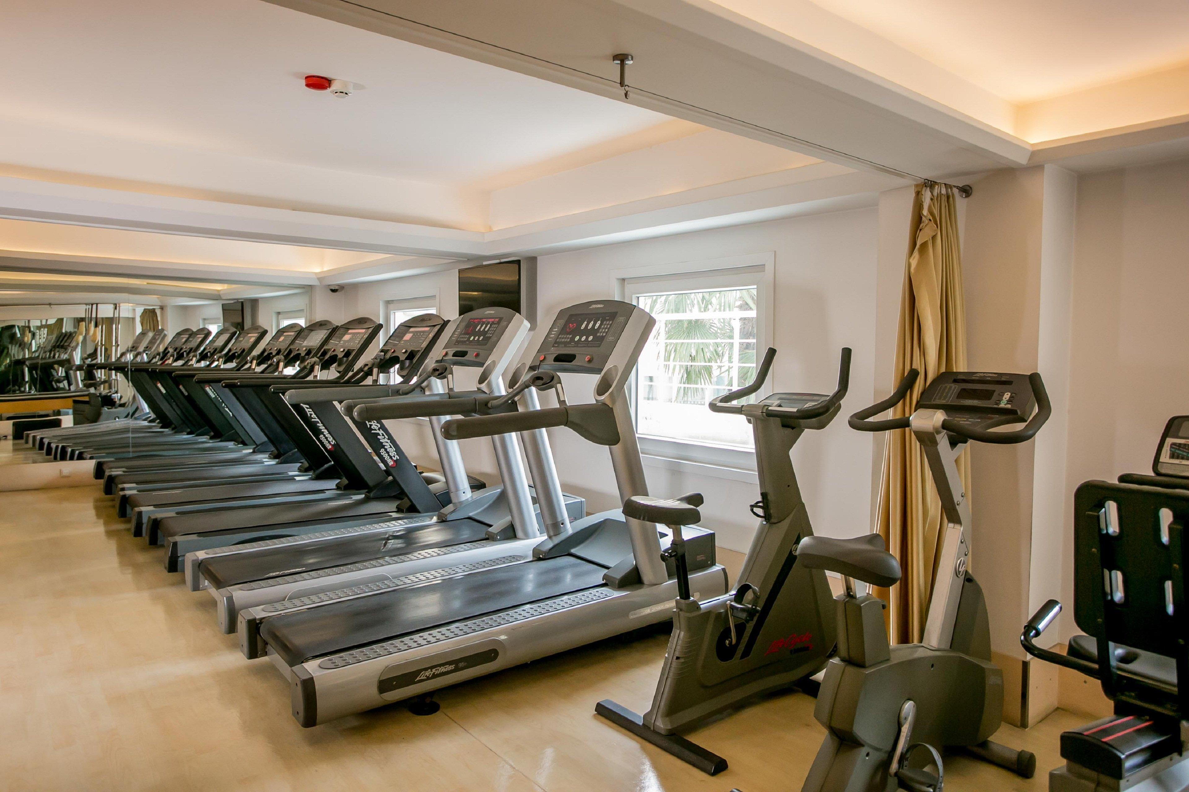 Holiday Inn Istanbul City By Ihg Eksteriør bilde The gym at the hotel