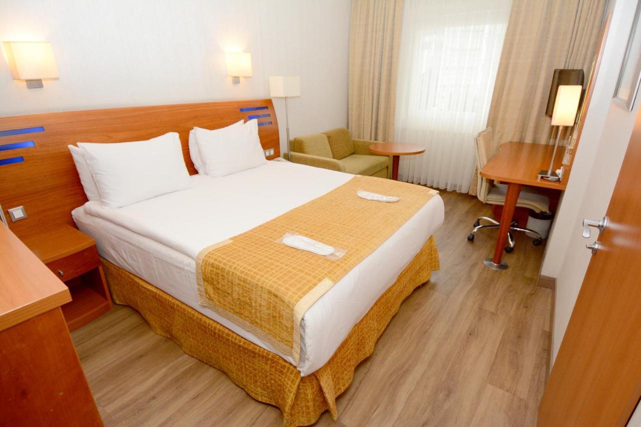 Holiday Inn Istanbul City By Ihg Eksteriør bilde A room at the hotel